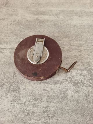 Cinta métrica antigua