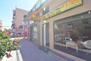 Local comercial en venta en Zona Puerto Deportivo en Fuengirola