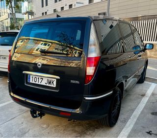 Lancia Phedra // 807 // c8