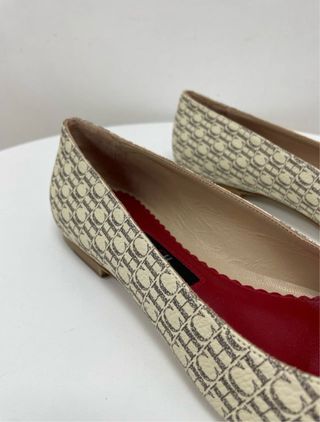 Bailarinas Carolina Herrera Locked Camel