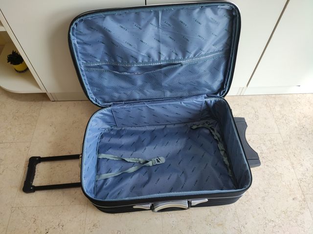 Valigia Trolley LUMI nera