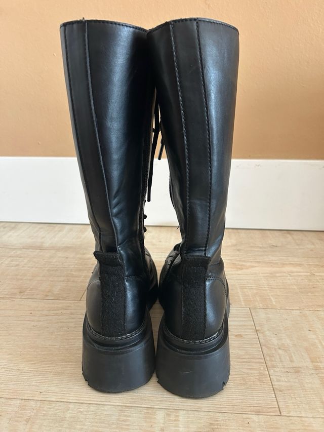 Botas altas Corina plataforma negras