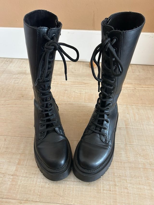 Botas altas Corina plataforma negras