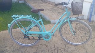 Bicicleta B'Twin vintage celeste
