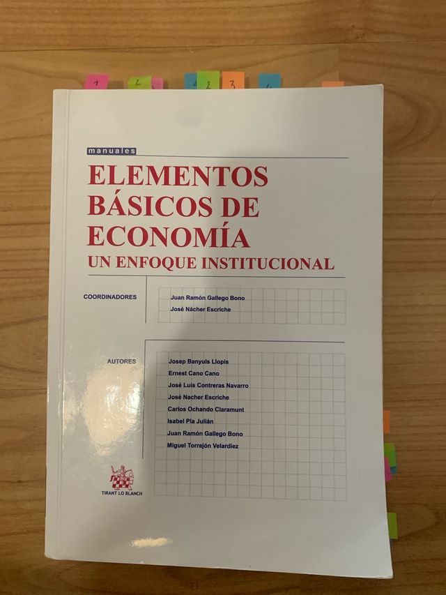 Elementos básicos de economía. Un enfoque insti...