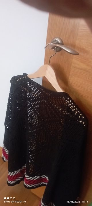 Chaqueta negra abierta punto 