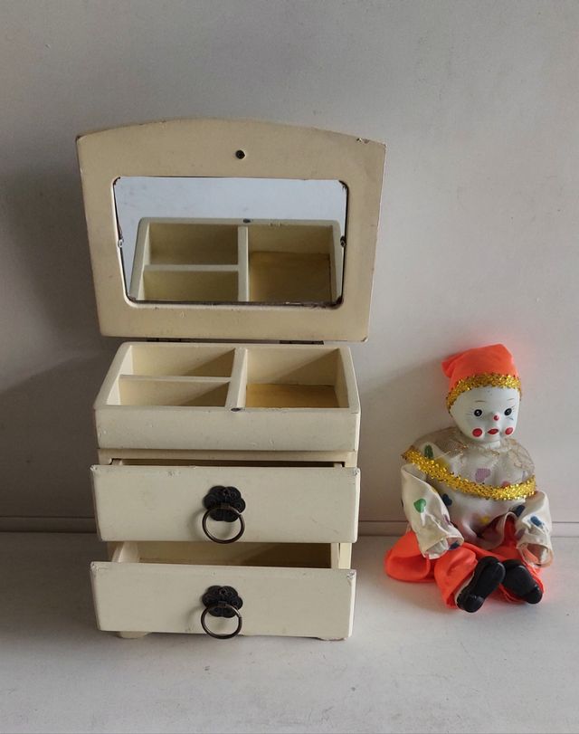 Carillon Portagioie vintage in legno e pagliaccio