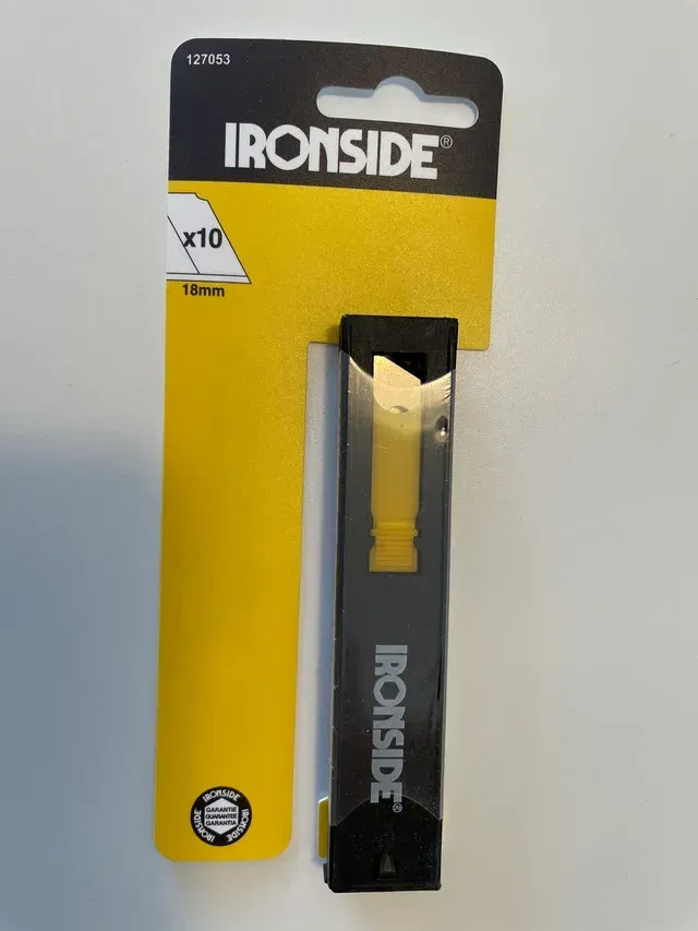 Blister 10 cuchillas cúter 18mm Ironside
