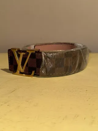Cinturón LV marrón dorado