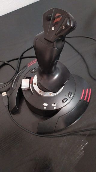 Joystick Thrustmaster PC