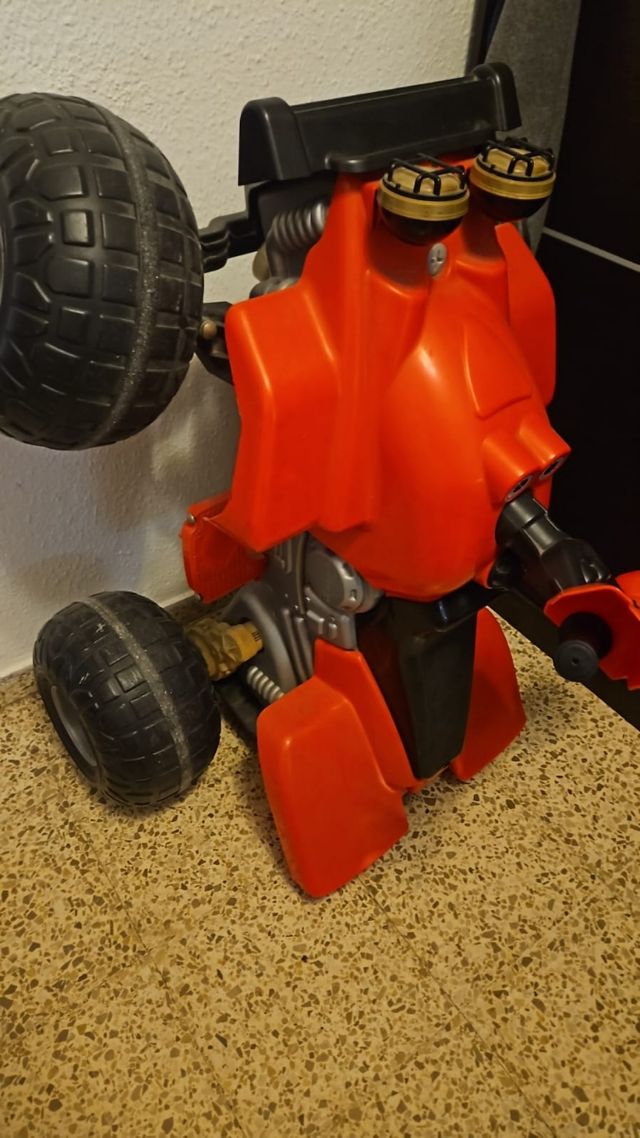 Coche quad infantil rojo