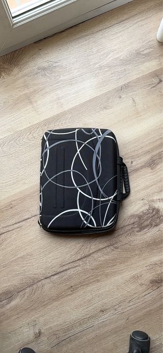 Funda portátil: diseño elegante