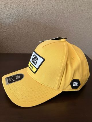 Gorra amarilla VZLA