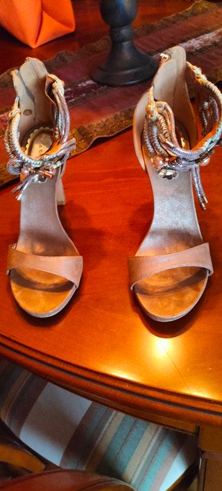 Sandalias Alma en Pena beige
