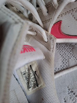 Zapatillas NIKE blancas y rosas - 36
