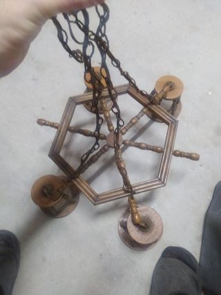 Lampara antigua de madera