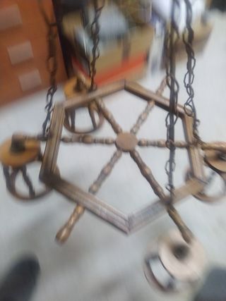 Lampara antigua de madera