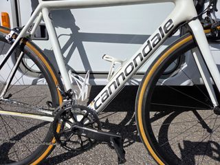 Bicicleta Cannondale Evo Hi-Mod Ultegra