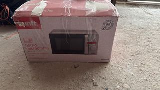 Microondas Kunft KMW4459 - 20L - 700W