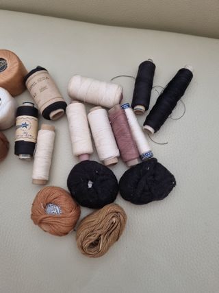 Hilos de coser antiguos