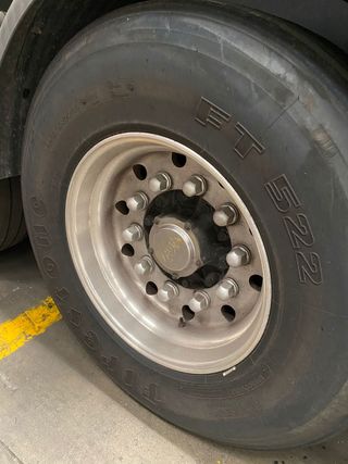 Se ofrece puesto de trabajo fijo