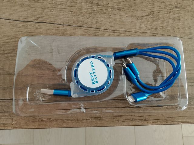 Cargador triple REPTI retráctil