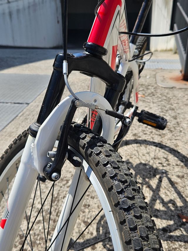 Bici da bambino VERTICAL 20" nuova