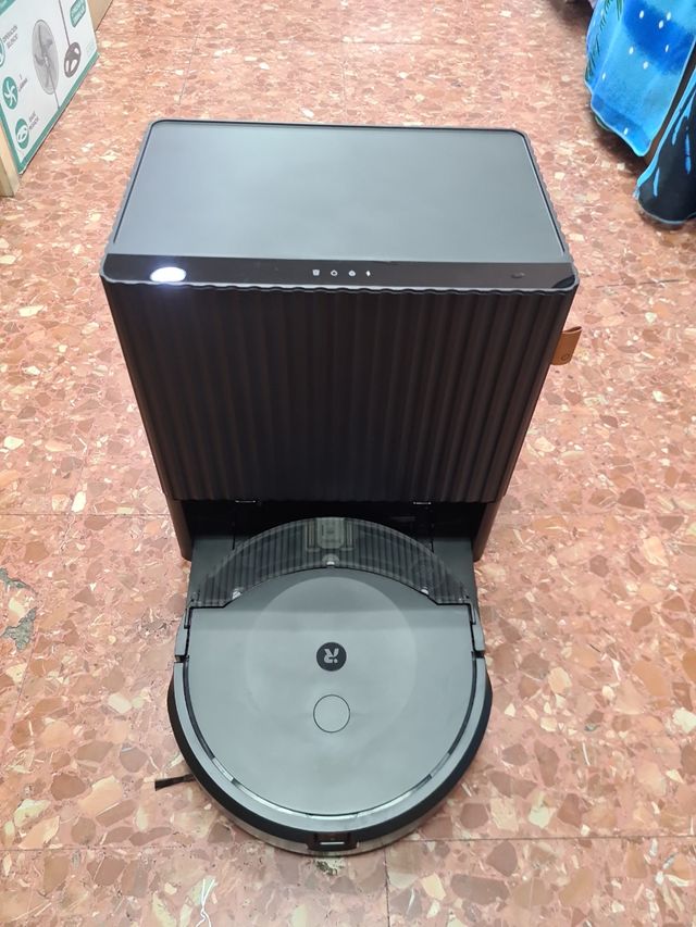 iRobot Roomba Combo 10 MAX + Base AutoWash nuevo