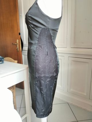 Abito nero elegante
Made in Italy 