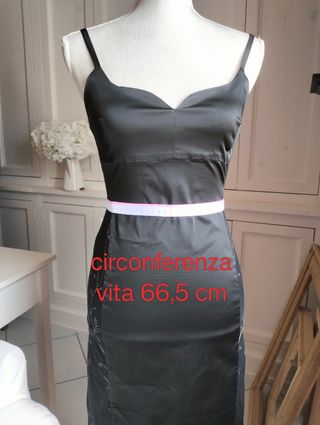 Abito nero elegante
Made in Italy 