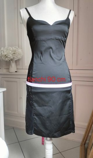 Abito nero elegante
Made in Italy 