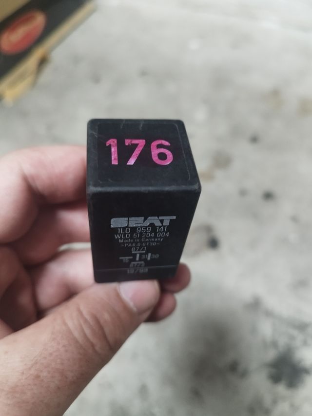 Relé Seat Toledo mk1 A/A