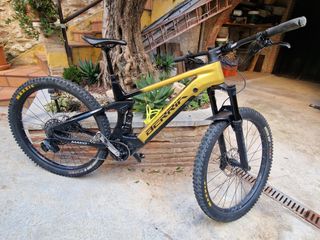 Bicicleta eléctrica Berria Mako GT