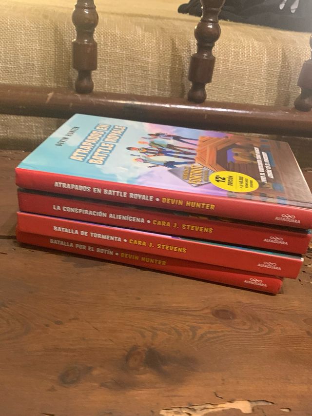 Pack de 4 libros Fortnite. En EXCELENTE estado.