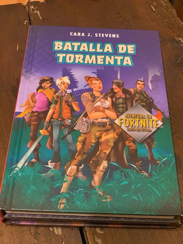 Pack de 4 libros Fortnite. En EXCELENTE estado.