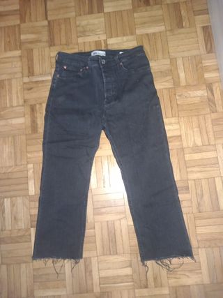 Vaqueros negros largos Zara