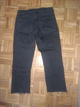 Vaqueros negros largos Zara
