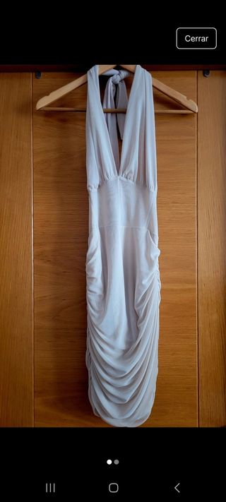 Vestido halter Zara en color crudo