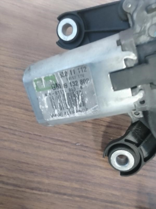 Motor limpiaparabrisas trasero Opel Corsa 