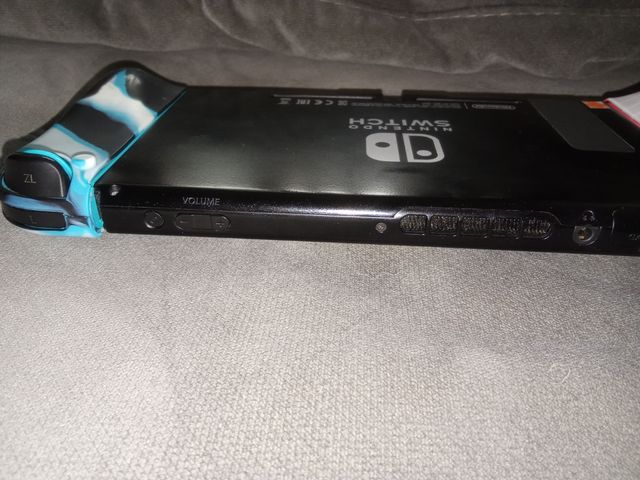 Nintendo Switch:2 mandosPro +4 juegos+ tarjeta256g