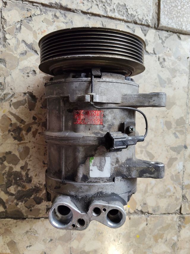 Compresor A/C Nissan Terrano II 3.0