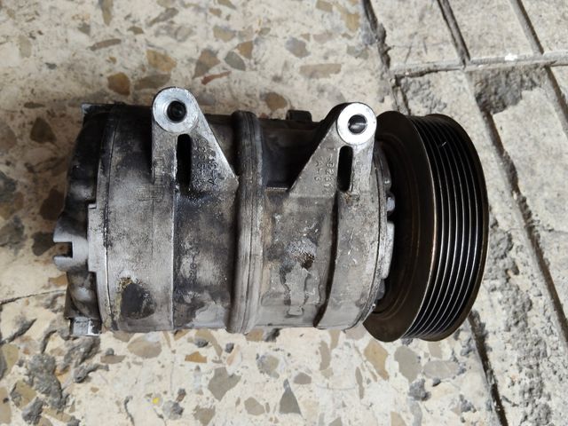 Compresor A/C Nissan Terrano II 3.0