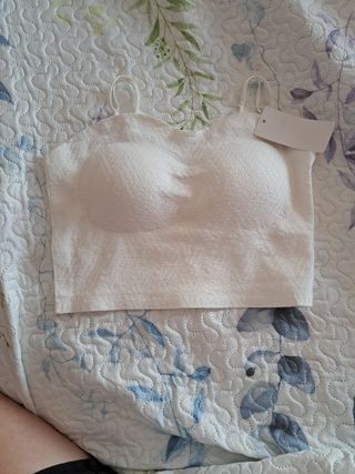 Top blanco sin aros