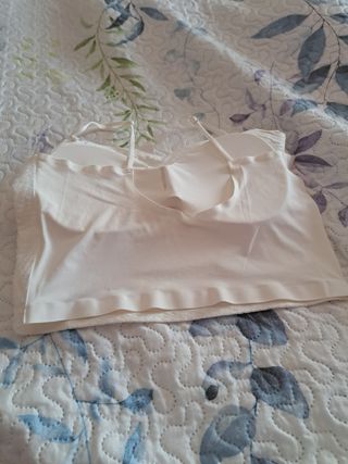 Top blanco sin aros