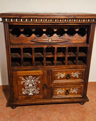 Madia legno e cantinetta  arte povera