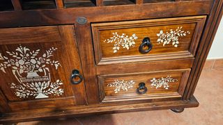 Madia legno e cantinetta  arte povera