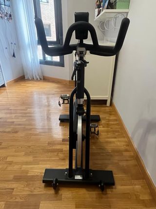 Bicicleta ciclo indoor BH ZS800