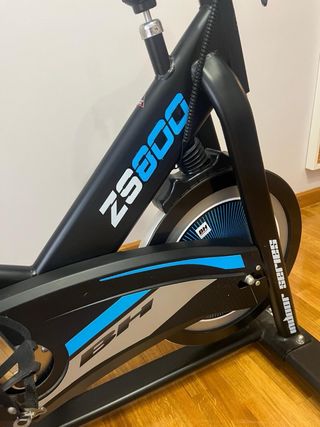 Bicicleta ciclo indoor BH ZS800