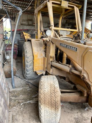 Retroexcavadora John Deere 