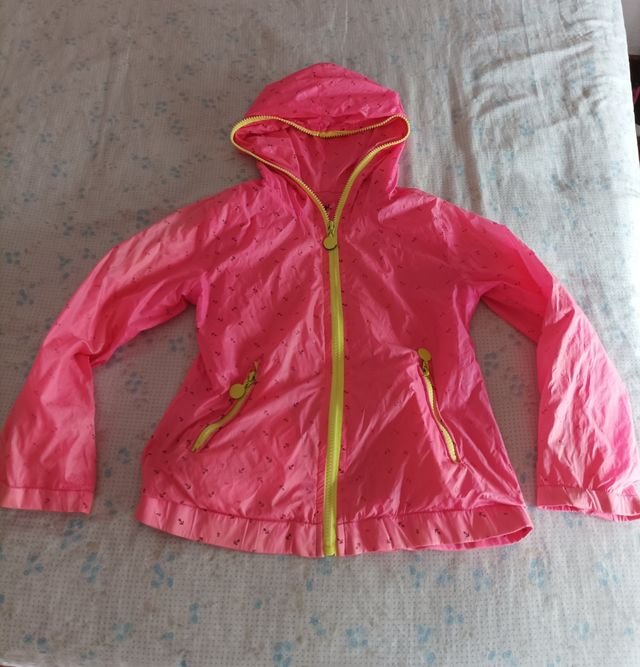 Chaqueta niña impermeable rosa